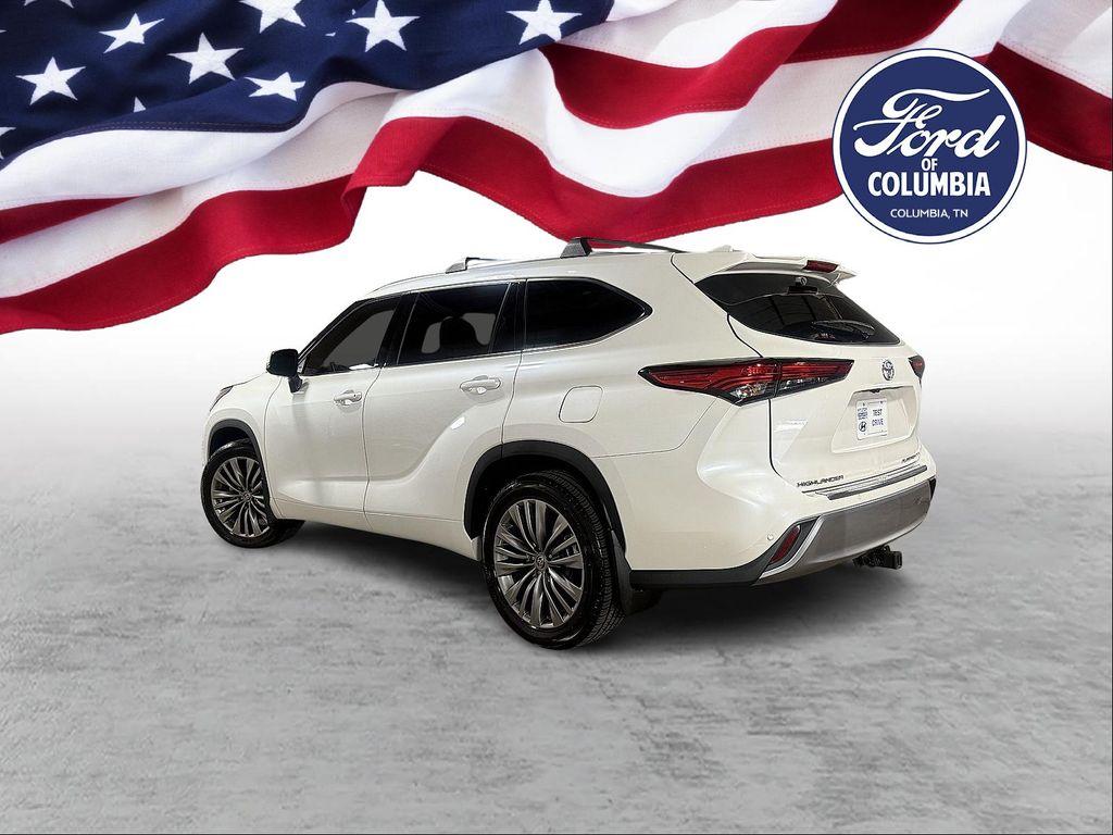 used 2021 Toyota Highlander car, priced at $34,857