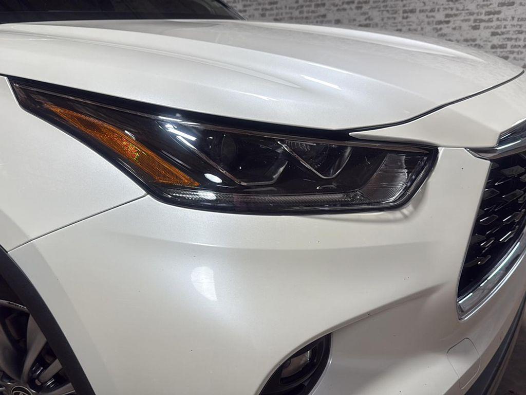 used 2021 Toyota Highlander car, priced at $34,857