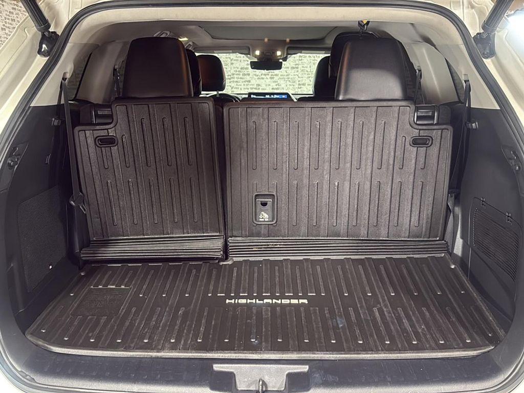 used 2021 Toyota Highlander car, priced at $34,857