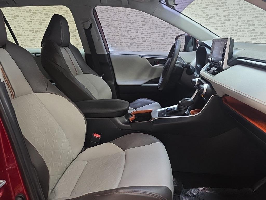 used 2019 Toyota RAV4 car, priced at $26,443