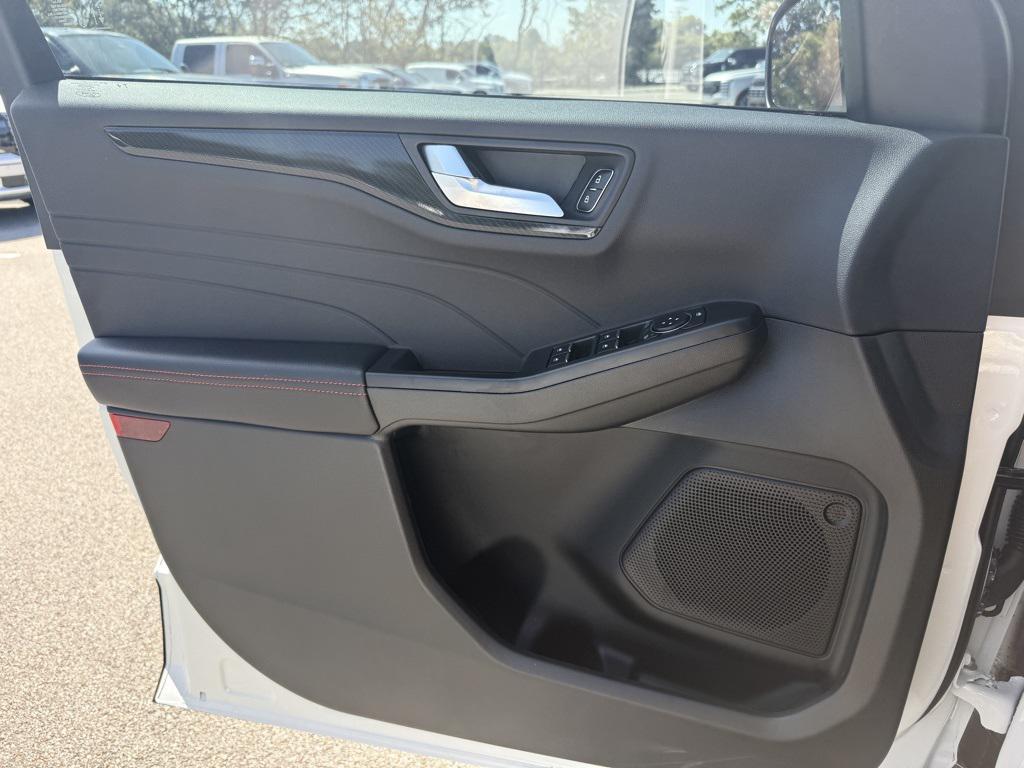 new 2026 Ford Escape car, priced at $32,020