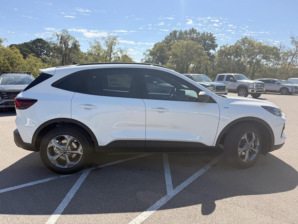 new 2026 Ford Escape car, priced at $32,020