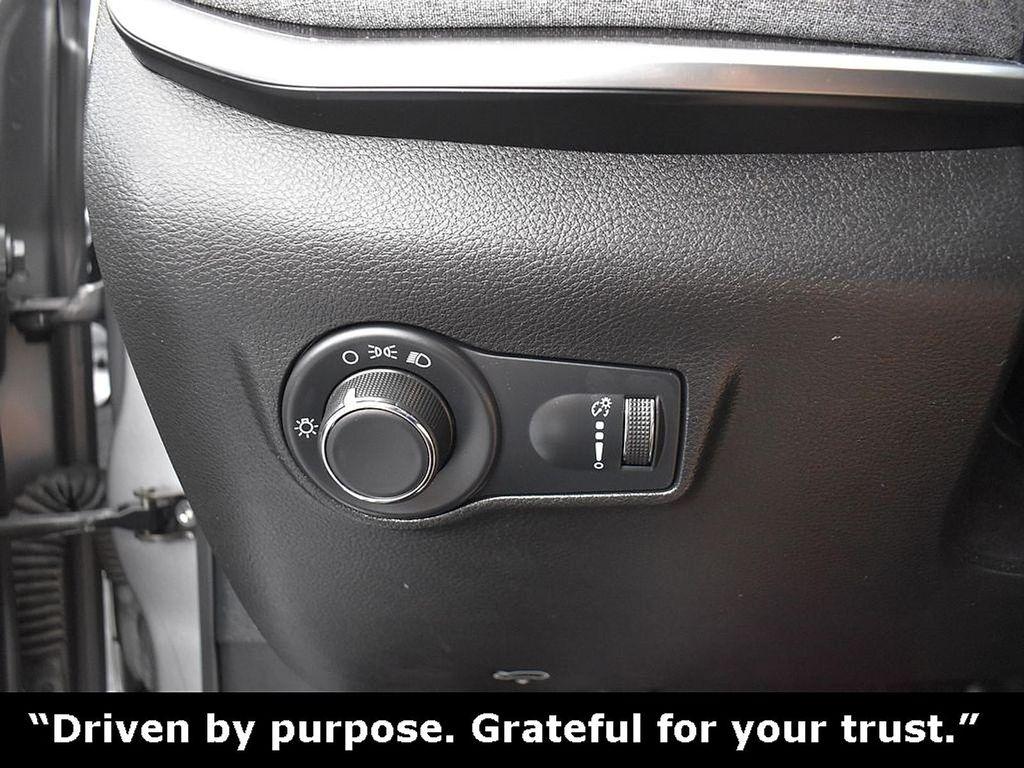 used 2022 Jeep Compass car, priced at $17,116