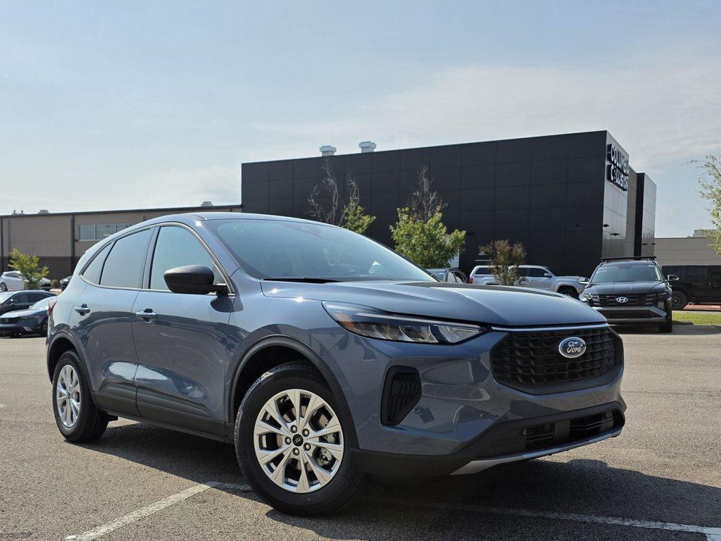 new 2025 Ford Escape car, priced at $24,096