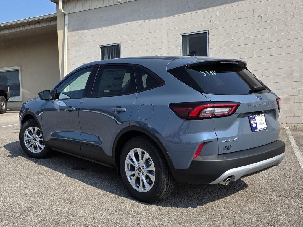 new 2025 Ford Escape car, priced at $24,096