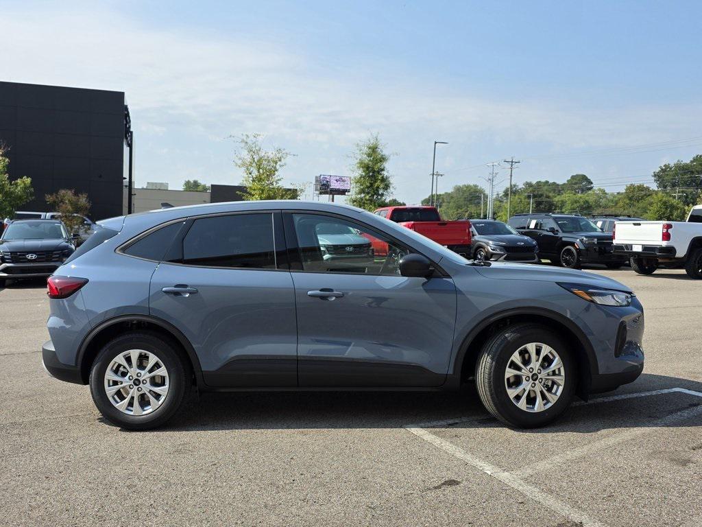 new 2025 Ford Escape car, priced at $24,096