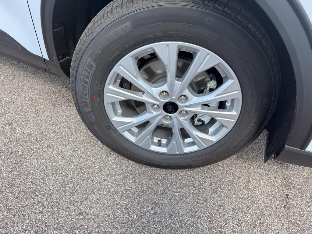 new 2025 Ford Escape car, priced at $24,605