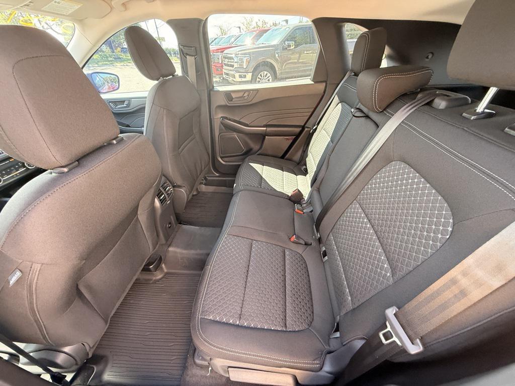 new 2025 Ford Escape car, priced at $25,595
