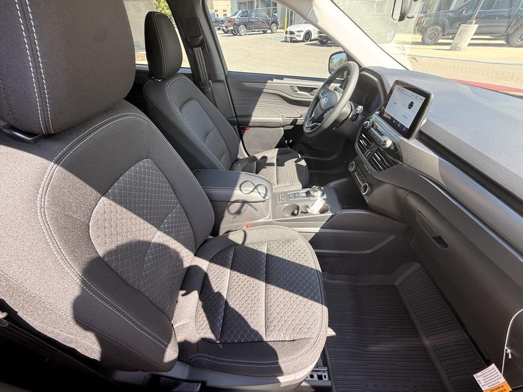 new 2025 Ford Escape car, priced at $25,595