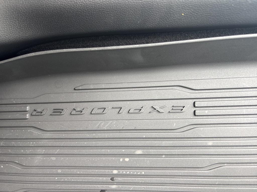new 2025 Ford Explorer car, priced at $54,096