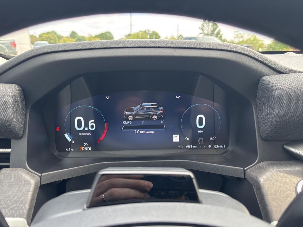 new 2025 Ford Explorer car, priced at $54,096