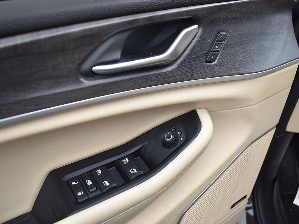 used 2022 Jeep Grand Cherokee L car, priced at $26,933