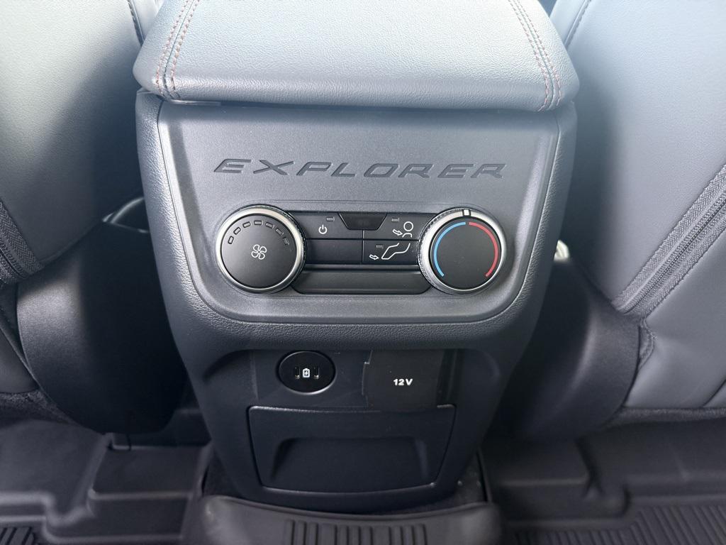 new 2025 Ford Explorer car, priced at $39,691