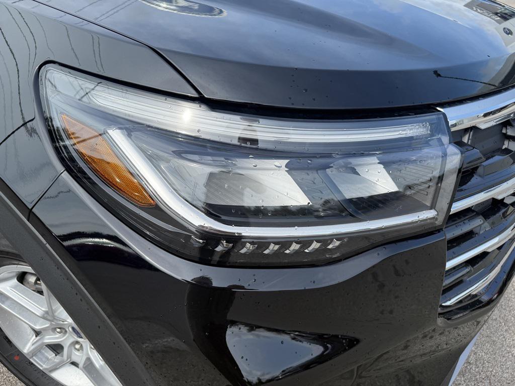 new 2025 Ford Explorer car, priced at $39,691