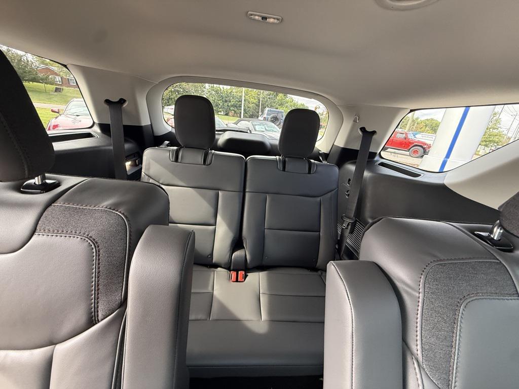 new 2025 Ford Explorer car, priced at $39,691