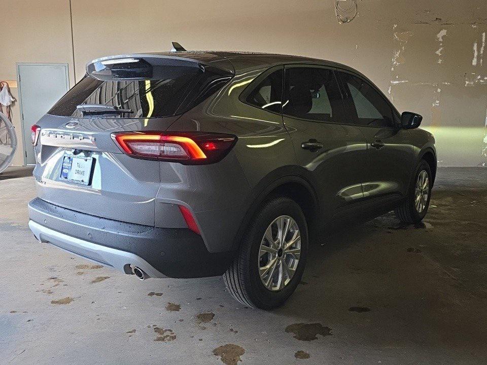 new 2025 Ford Escape car, priced at $25,496