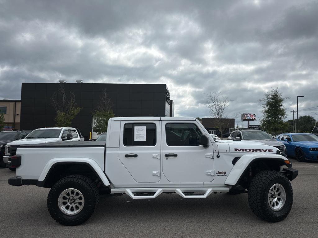 used 2022 Jeep Gladiator car, priced at $38,839