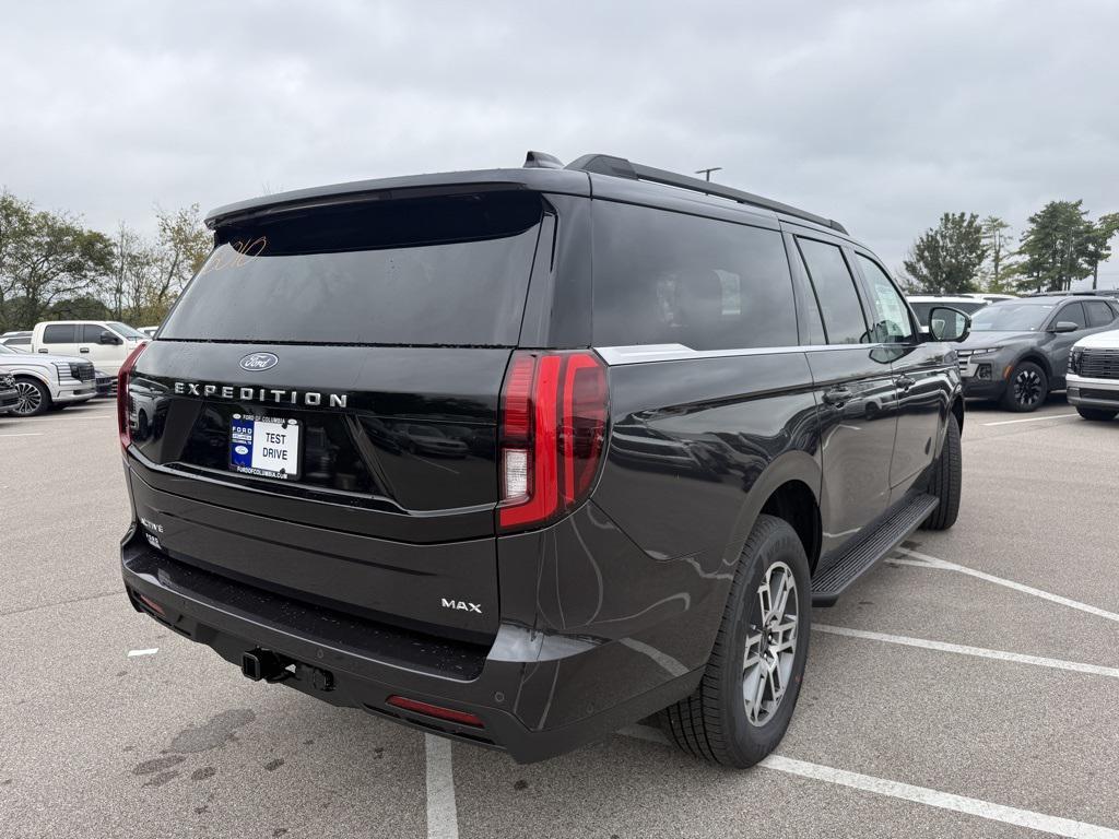 new 2025 Ford Expedition Max car, priced at $70,058