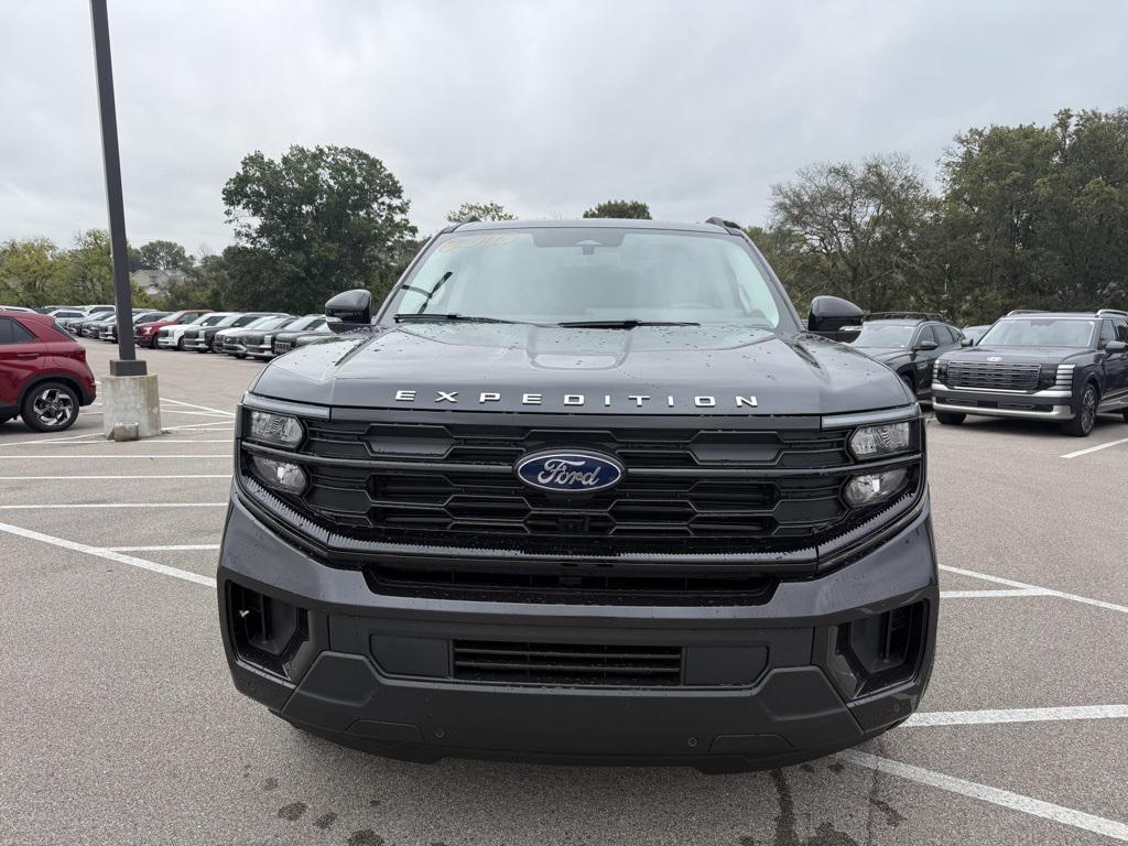 new 2025 Ford Expedition Max car, priced at $70,058