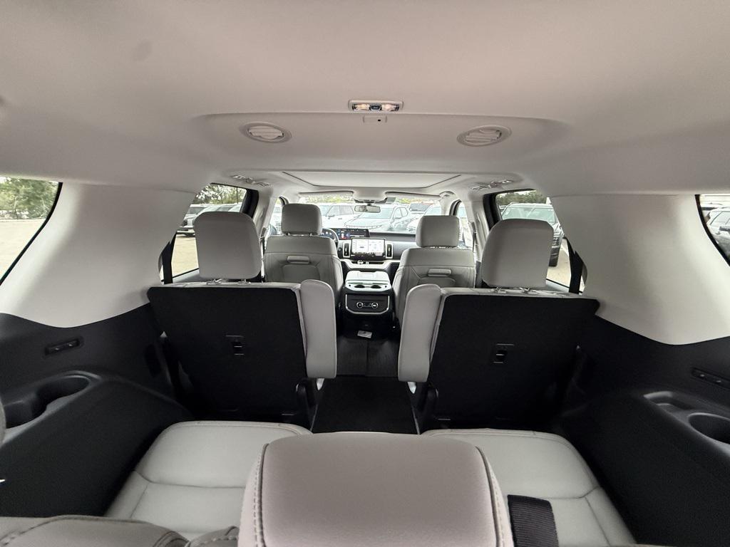 new 2025 Ford Expedition Max car, priced at $70,058
