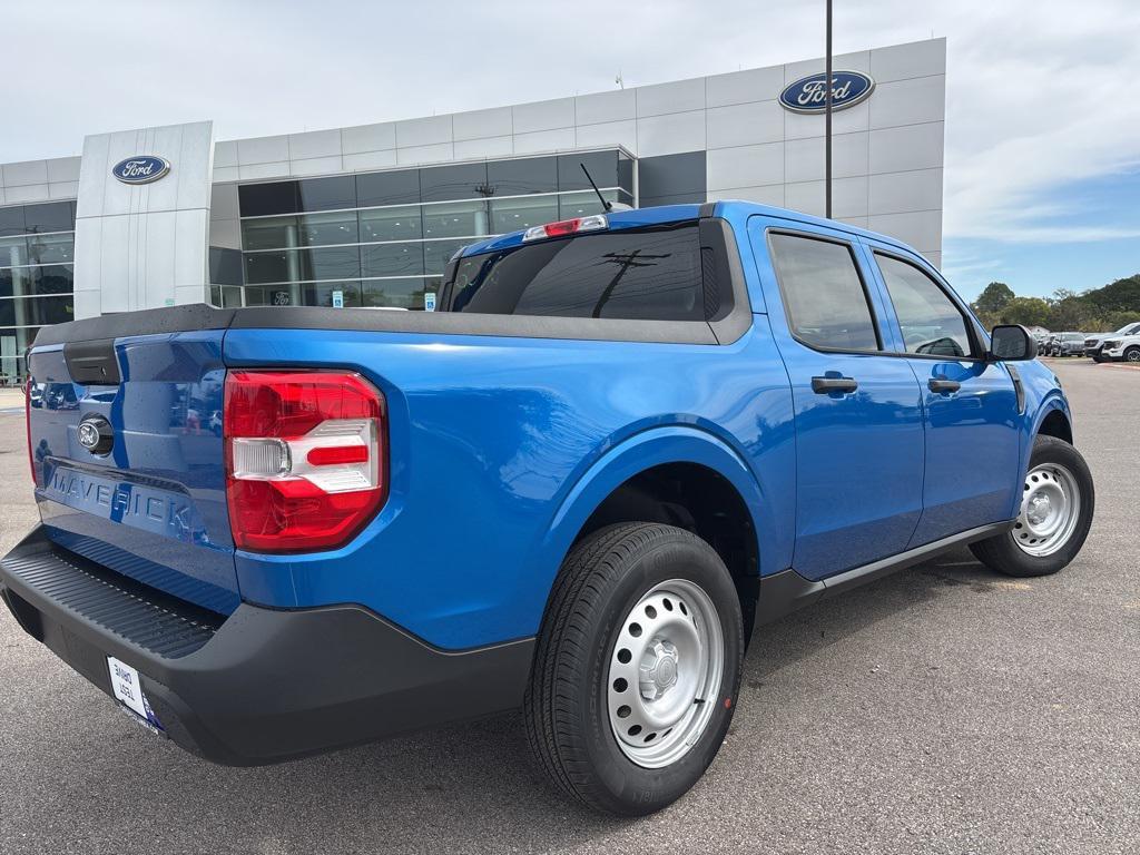 new 2025 Ford Maverick car, priced at $28,301