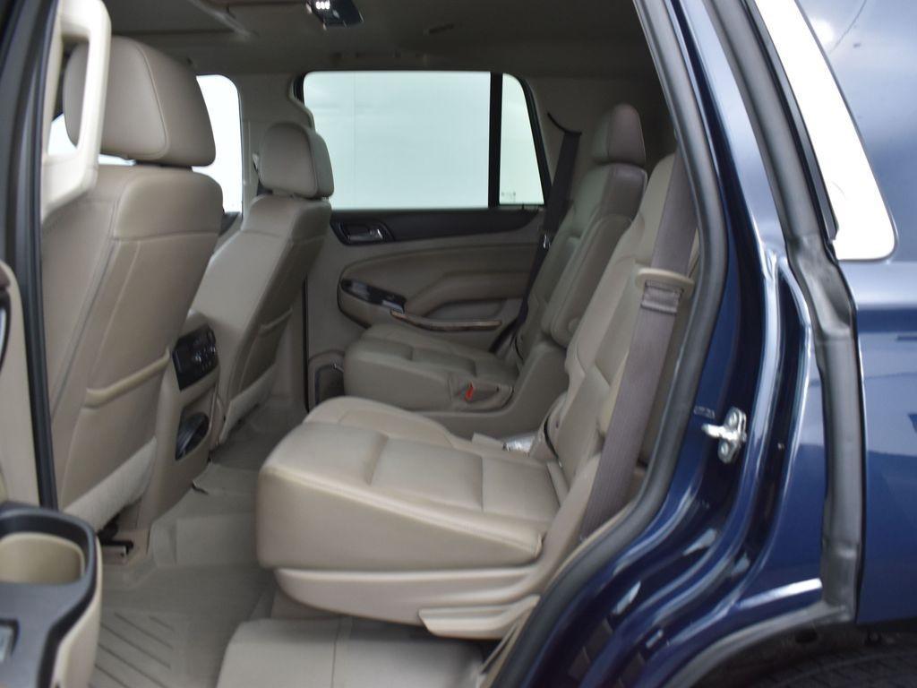 used 2019 GMC Yukon car, priced at $27,998