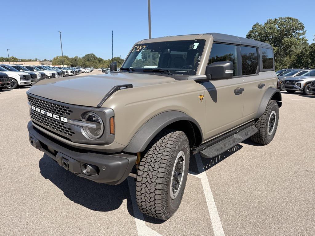 new 2025 Ford Bronco car, priced at $69,018
