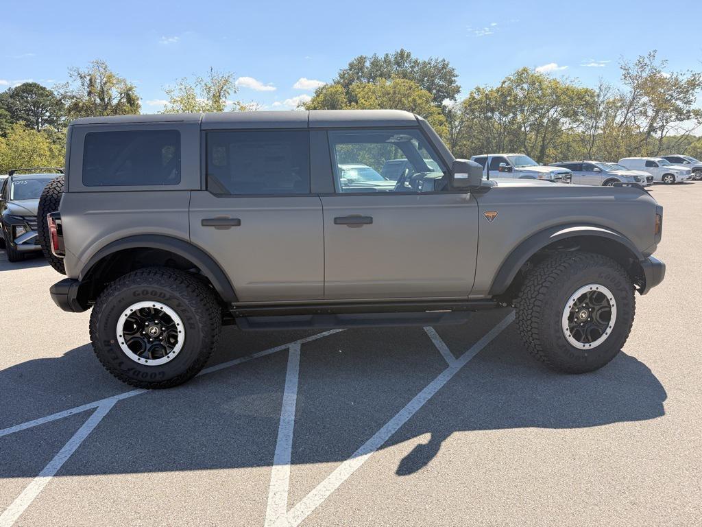 new 2025 Ford Bronco car, priced at $69,018