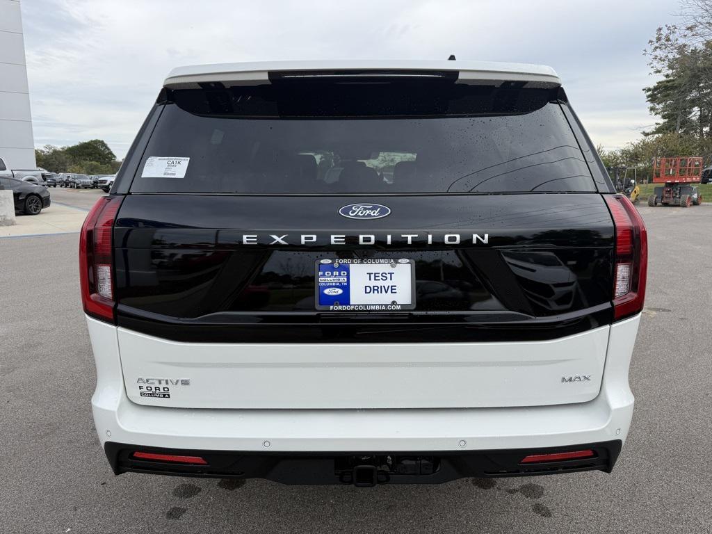 new 2025 Ford Expedition Max car, priced at $73,701