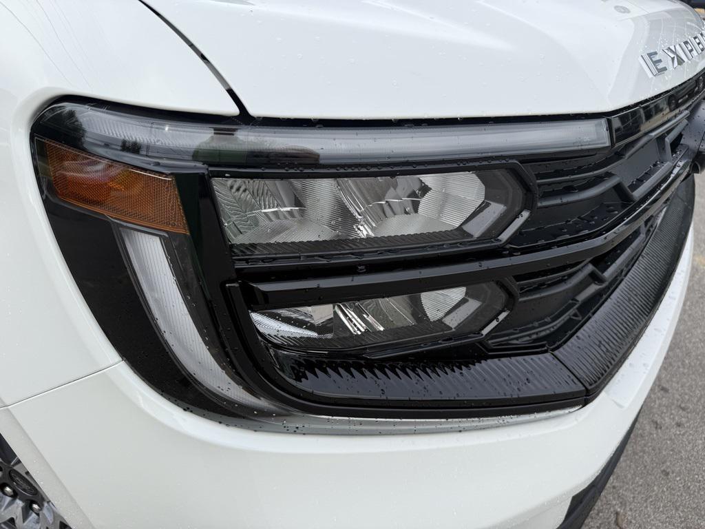 new 2025 Ford Expedition Max car, priced at $73,701