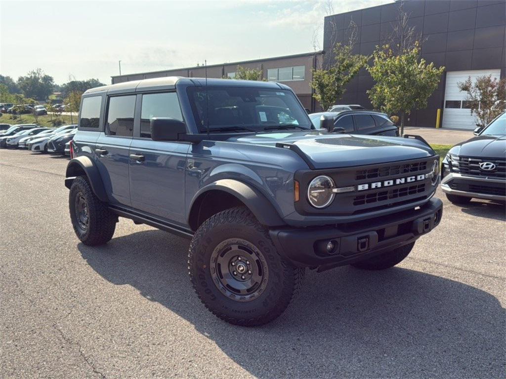 new 2025 Ford Bronco car, priced at $49,546