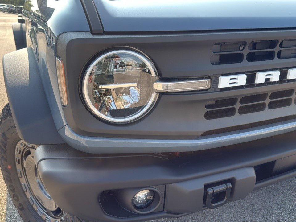 new 2025 Ford Bronco car, priced at $49,546