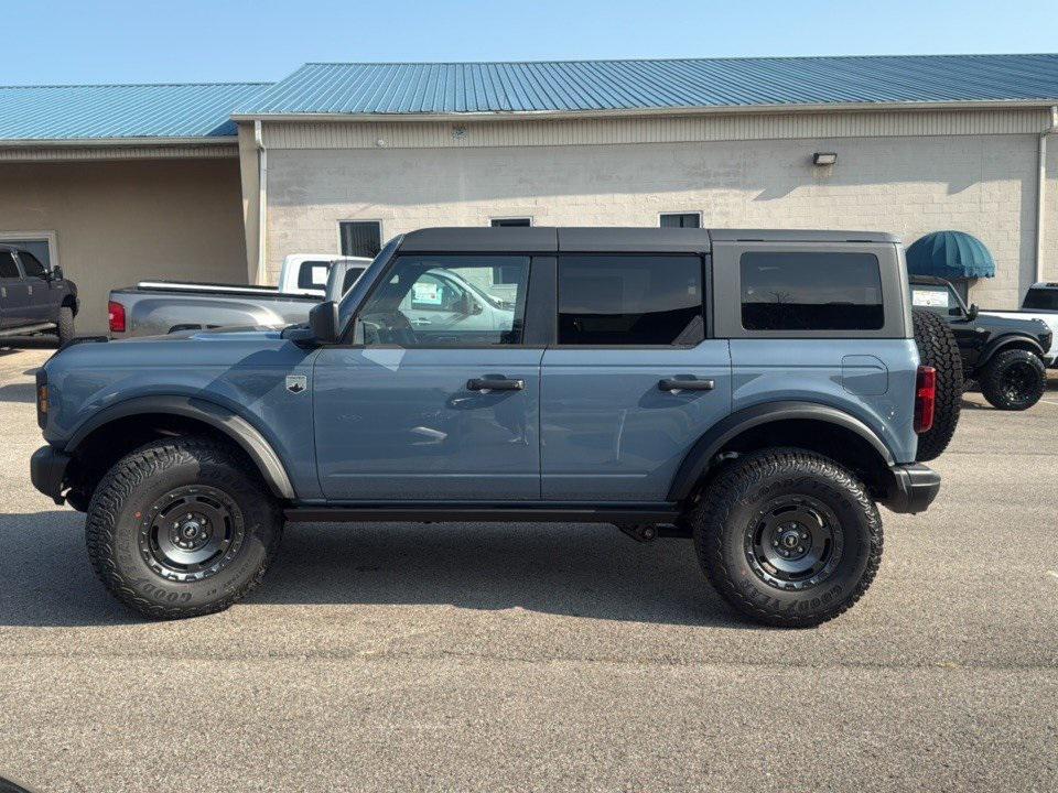 new 2025 Ford Bronco car, priced at $49,546