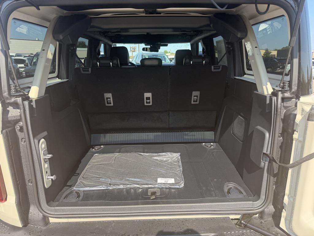 new 2025 Ford Bronco car, priced at $50,917
