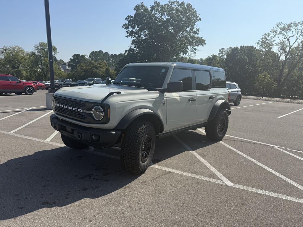 new 2025 Ford Bronco car, priced at $50,917
