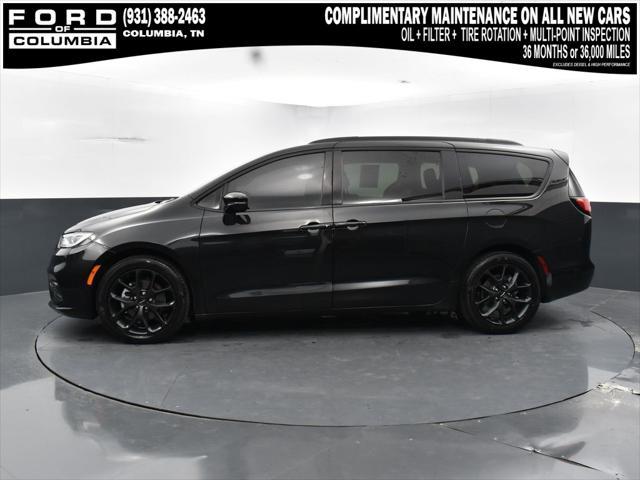 used 2023 Chrysler Pacifica car, priced at $32,517