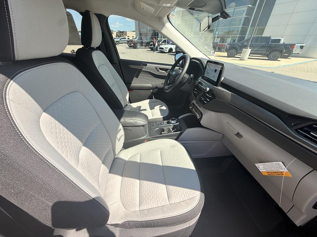 new 2026 Ford Escape car, priced at $29,085
