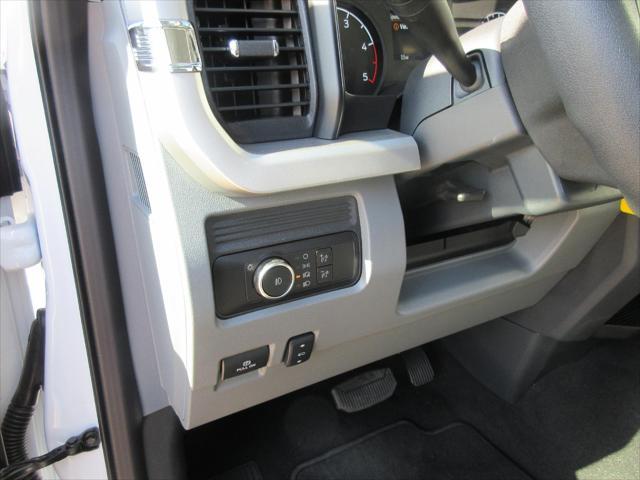 new 2025 Ford F-350 car