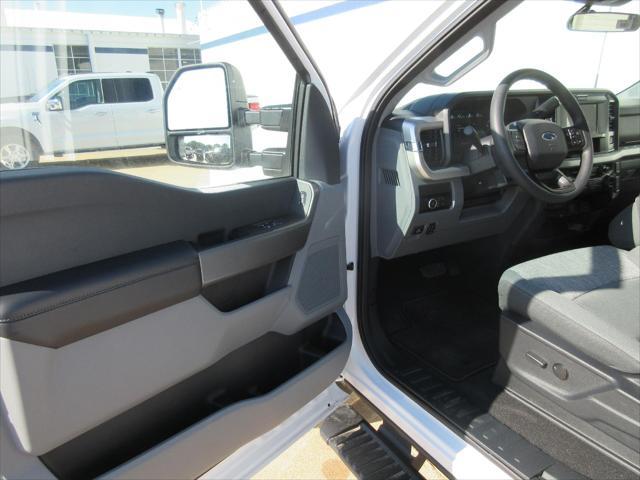 new 2025 Ford F-350 car