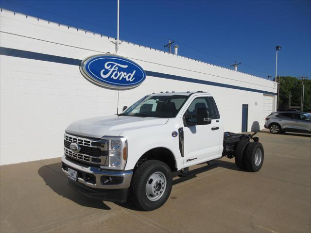 new 2025 Ford F-350 car