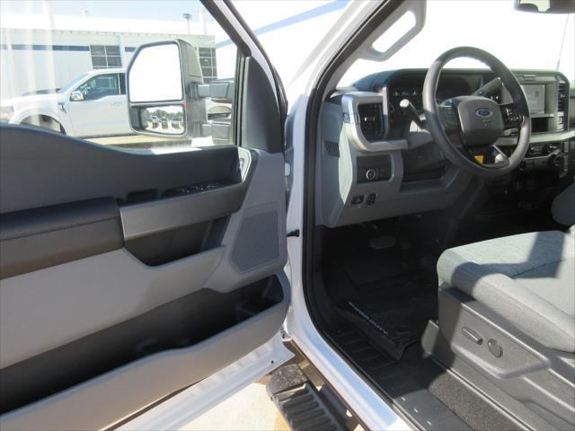 new 2025 Ford F-350 car
