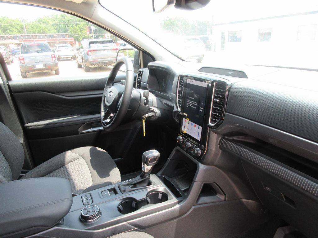 new 2025 Ford Ranger car