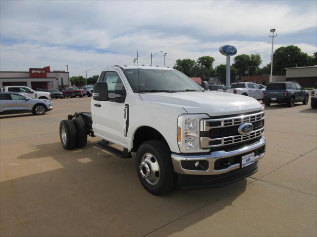 new 2025 Ford F-350 car