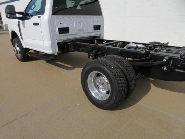 new 2025 Ford F-350 car