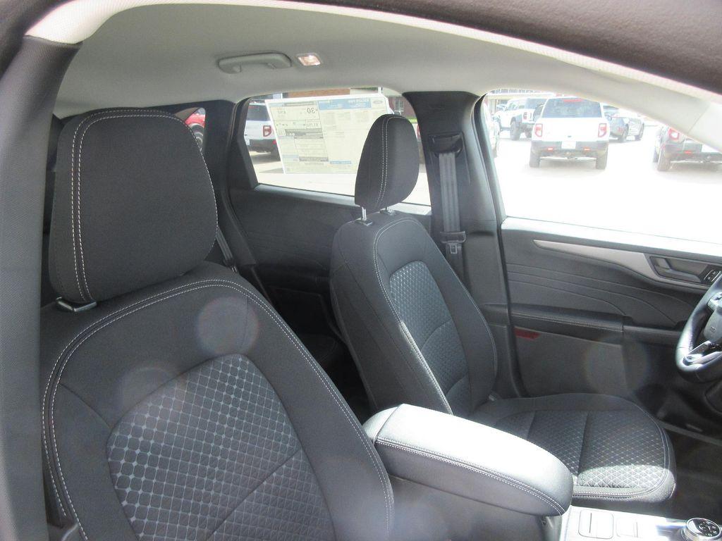 new 2025 Ford Escape car