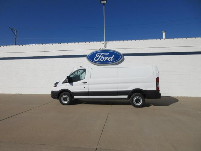 new 2025 Ford Transit-250 car