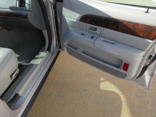 used 2004 Mercury Grand Marquis car