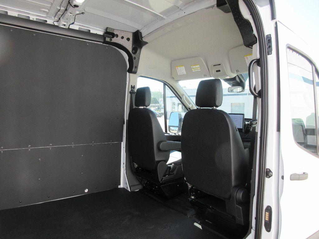 new 2025 Ford Transit-250 car