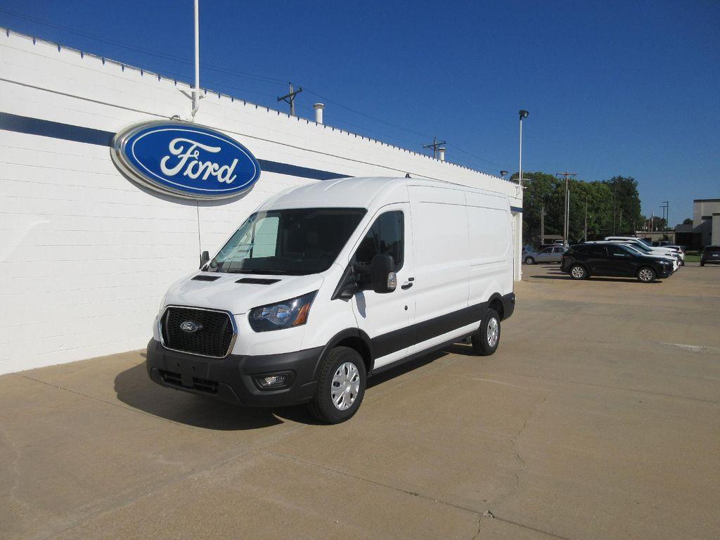 new 2025 Ford Transit-250 car
