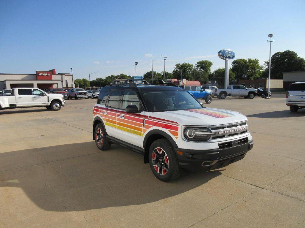 new 2024 Ford Bronco Sport car